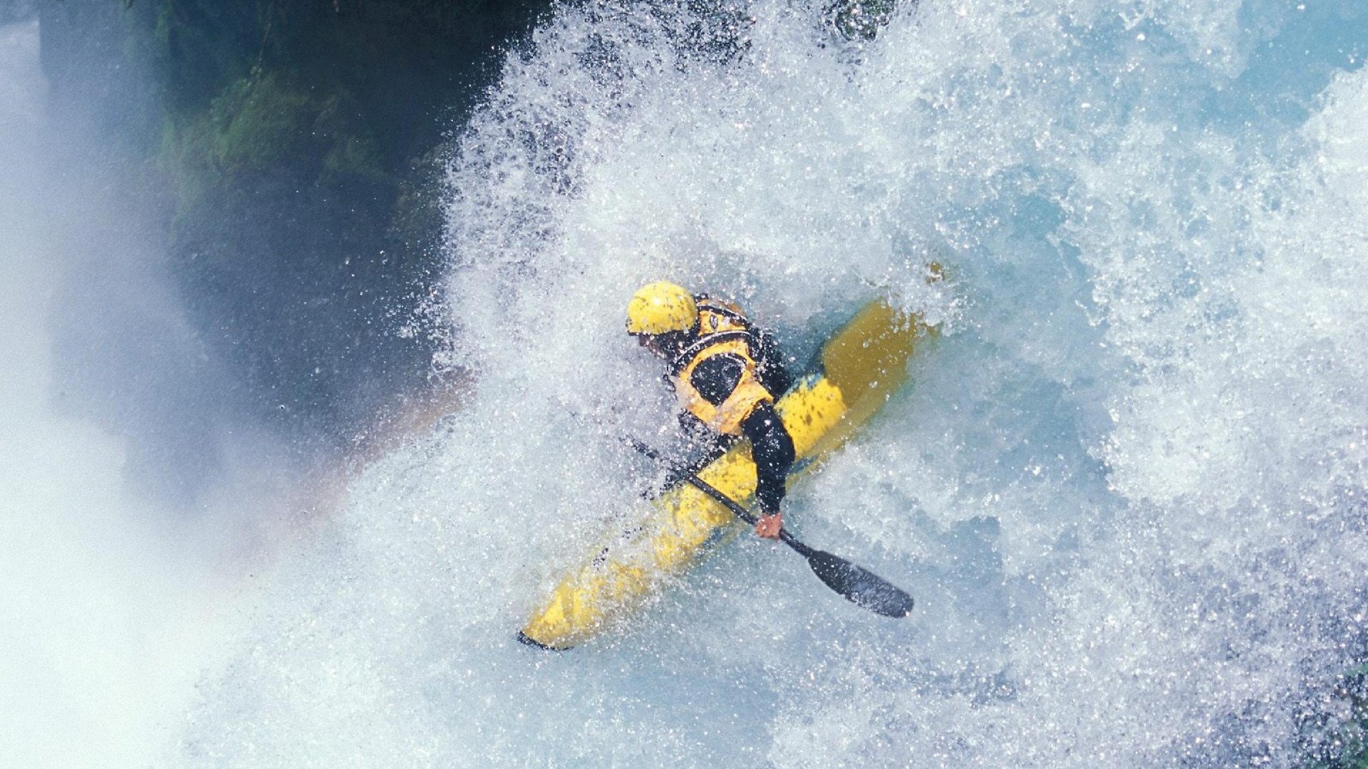 开云体育中国官网-曼斯菲尔德反击迅速，野马军团全力保级，曼斯野人